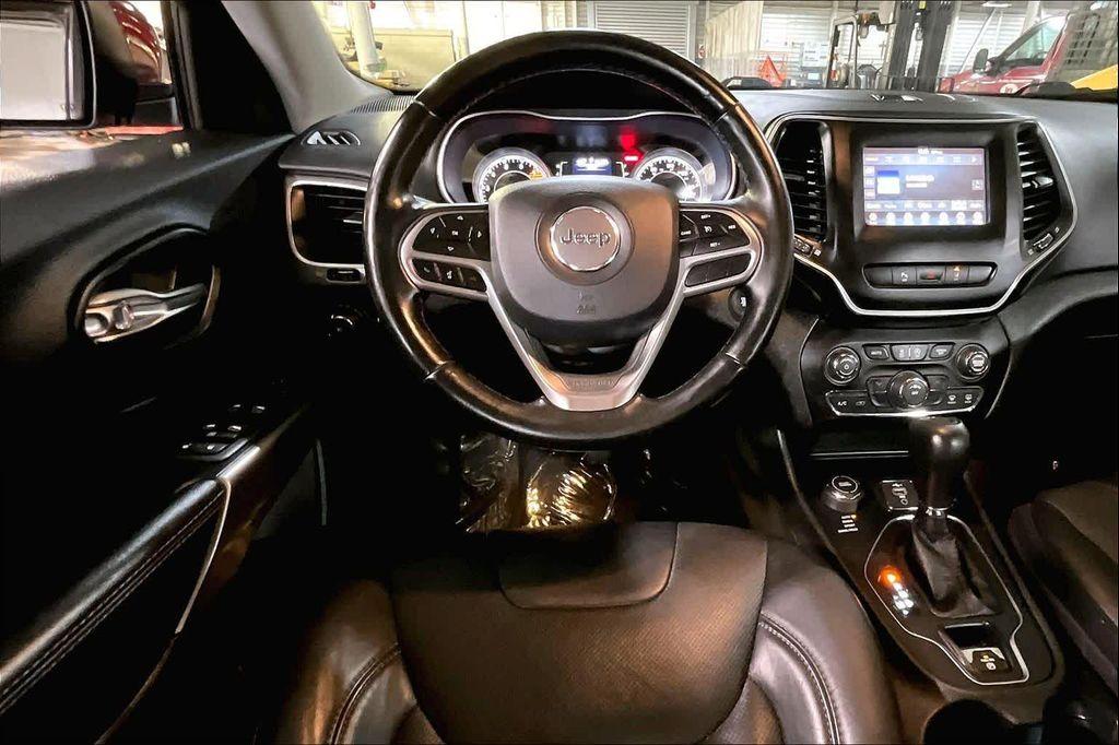 used 2021 Jeep Cherokee car, priced at $20,997