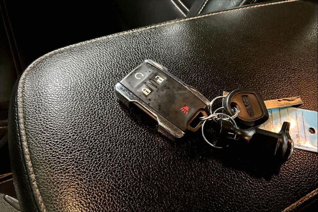 used 2020 GMC Canyon car, priced at $25,897