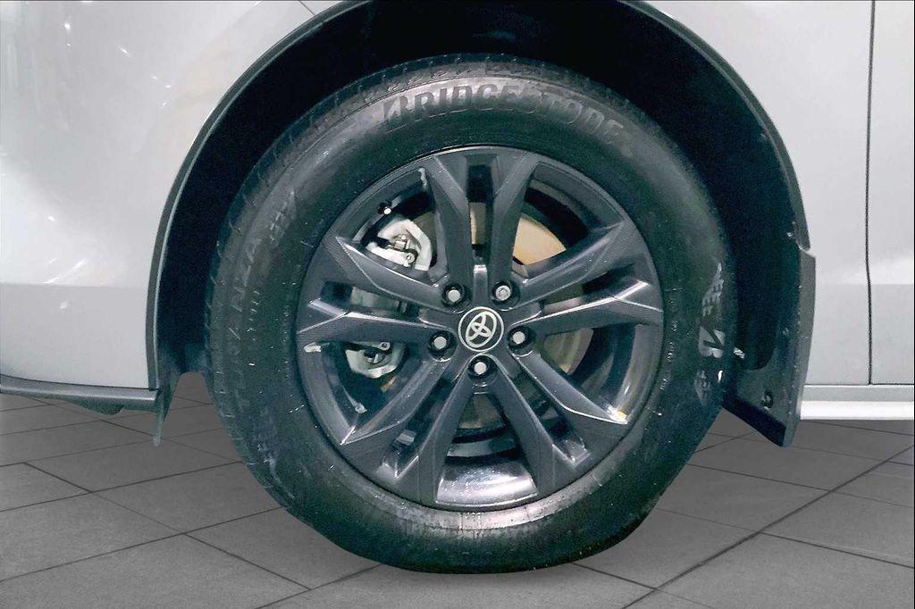 used 2024 Toyota Sienna car, priced at $51,627