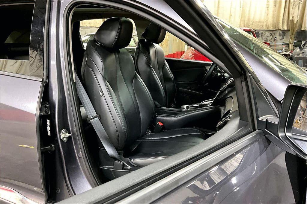 used 2019 Acura RDX car, priced at $22,180