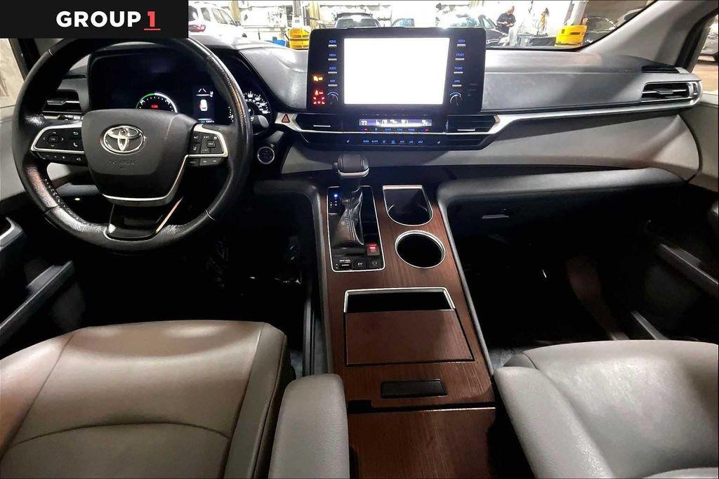 used 2021 Toyota Sienna car, priced at $38,977
