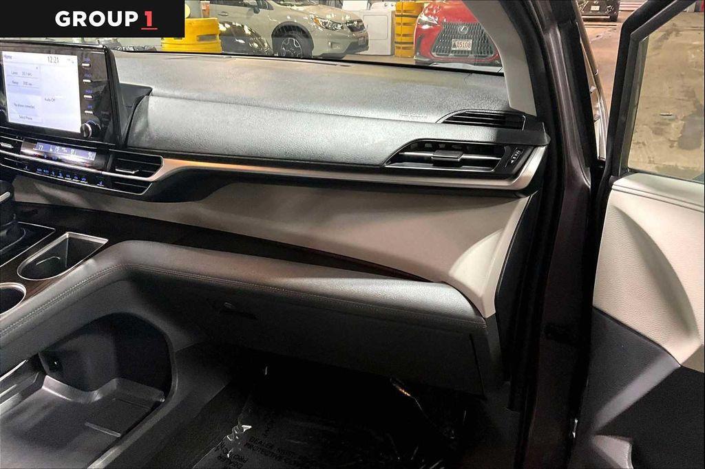 used 2021 Toyota Sienna car, priced at $38,977