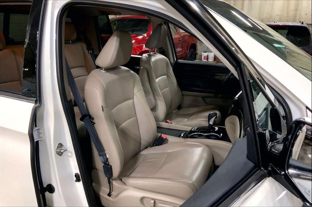 used 2019 Honda Ridgeline car, priced at $22,065