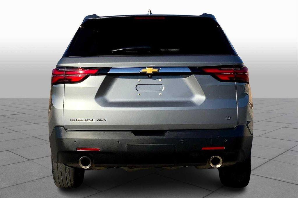 used 2023 Chevrolet Traverse car, priced at $26,919