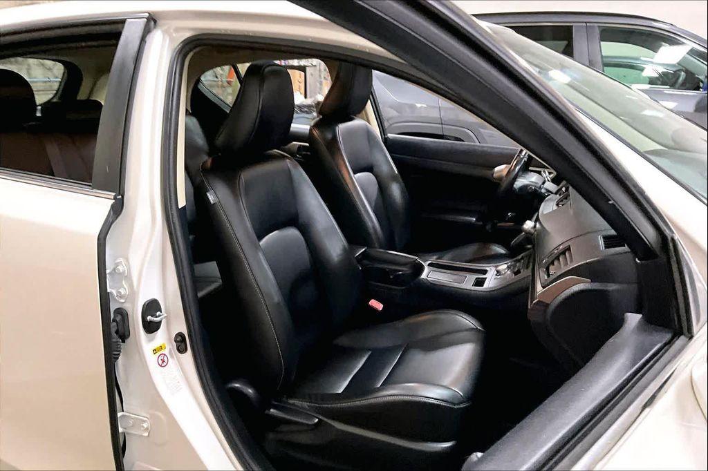 used 2014 Lexus CT 200h car, priced at $14,767