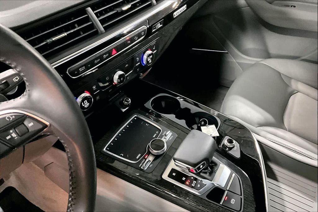 used 2019 Audi Q7 car, priced at $23,997