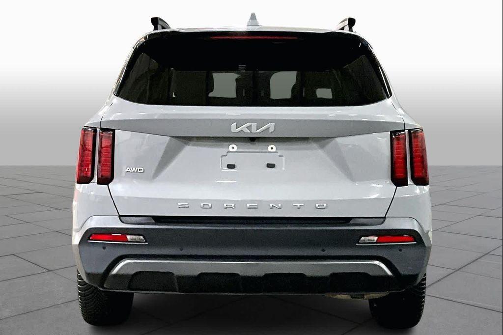used 2022 Kia Sorento car, priced at $23,077