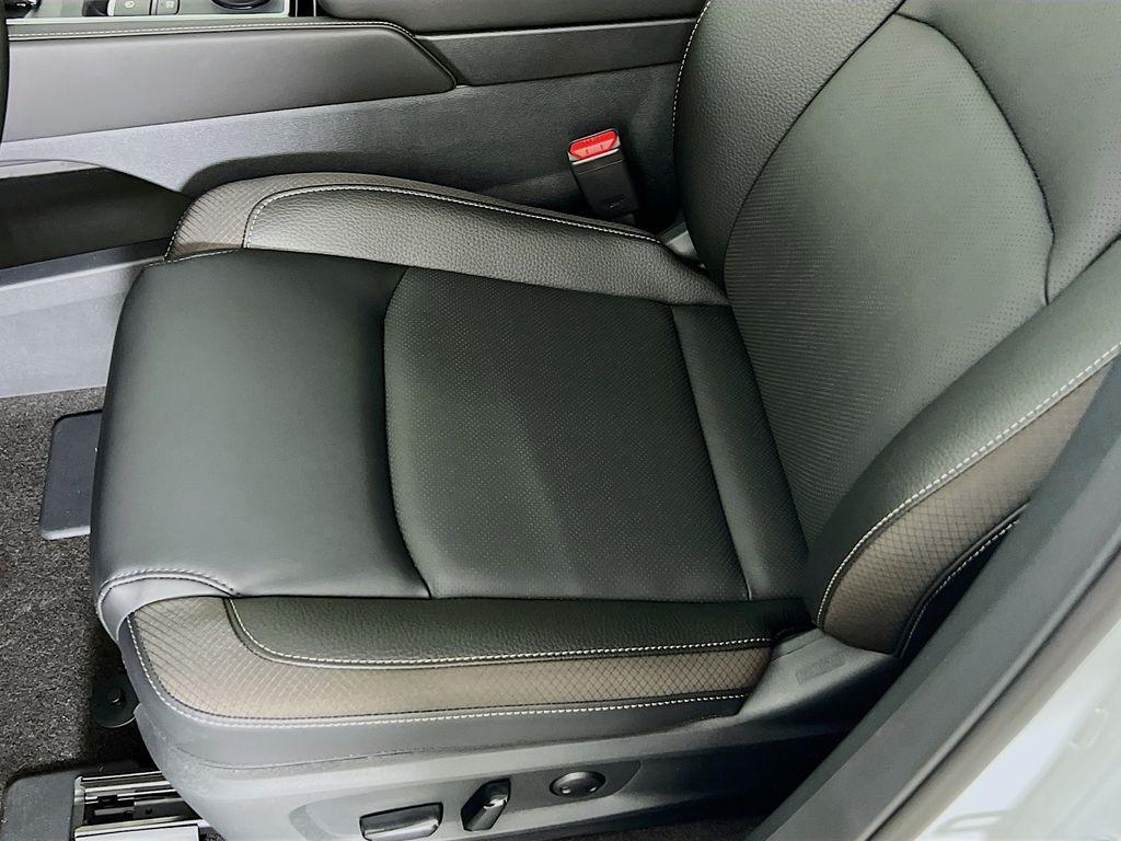 new 2026 Nissan Pathfinder car, priced at $45,532