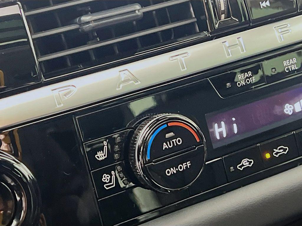 new 2026 Nissan Pathfinder car, priced at $50,128