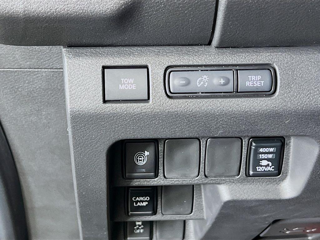 new 2026 Nissan Frontier car, priced at $38,598