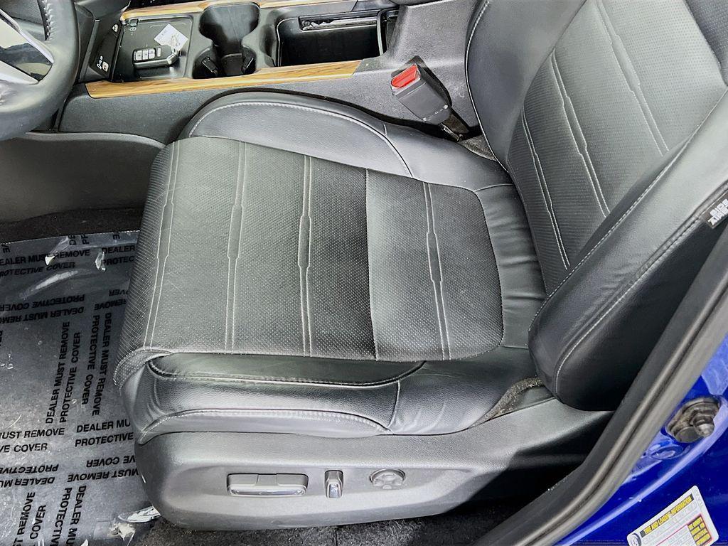 used 2021 Honda CR-V car, priced at $21,597