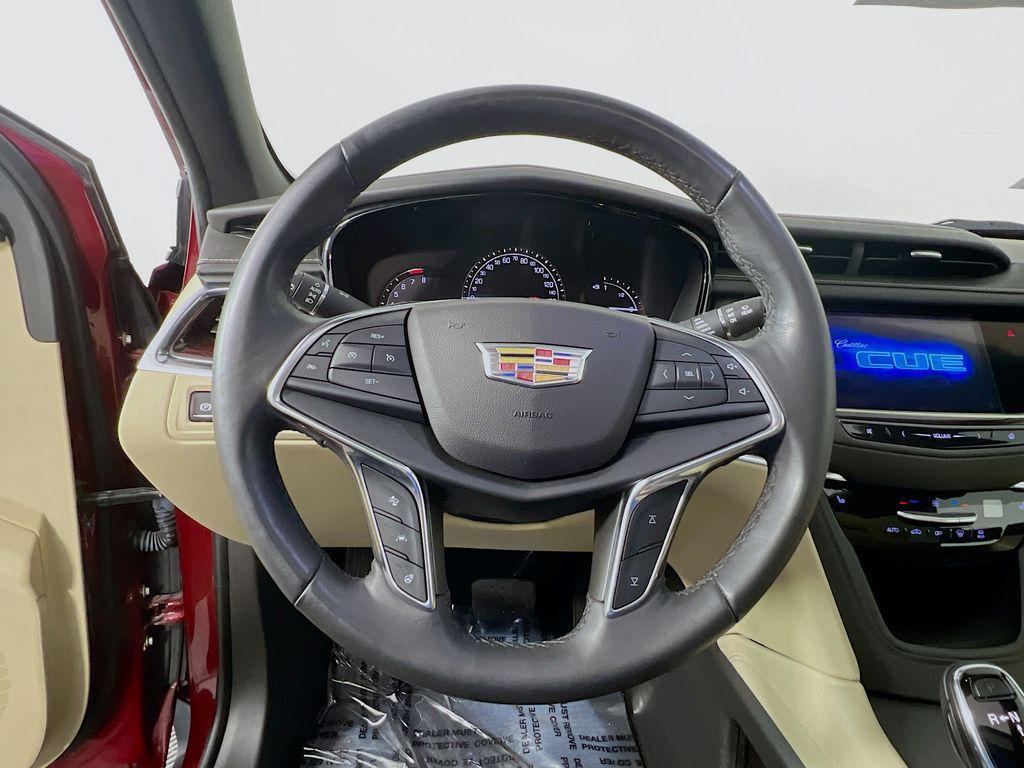 used 2018 Cadillac XT5 car, priced at $21,495