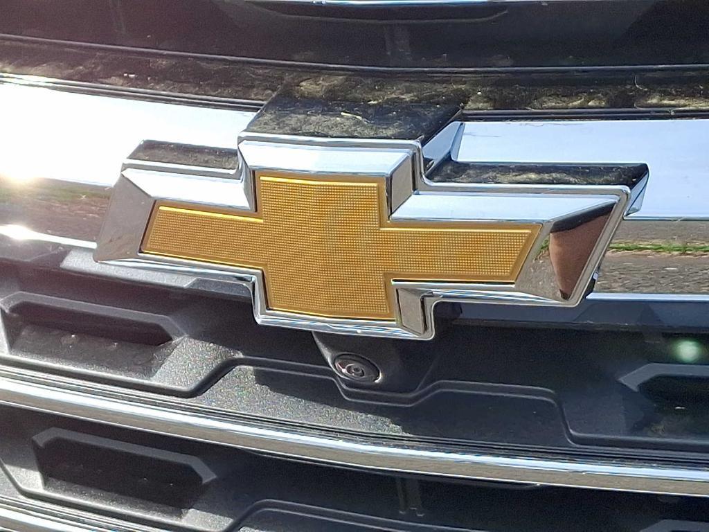 new 2026 Chevrolet Traverse car, priced at $49,945