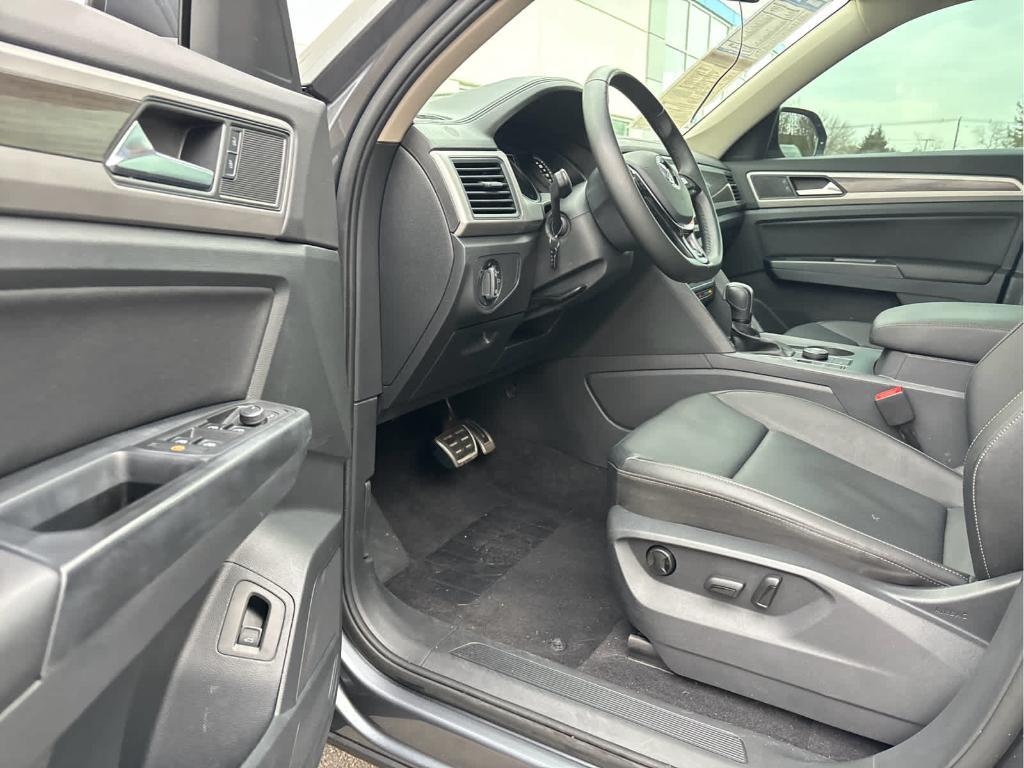 used 2020 Volkswagen Atlas car, priced at $22,989