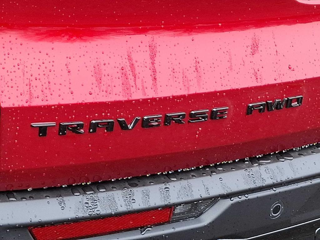 new 2026 Chevrolet Traverse car, priced at $50,225