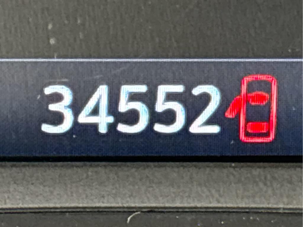 used 2023 Chevrolet Traverse car, priced at $29,989