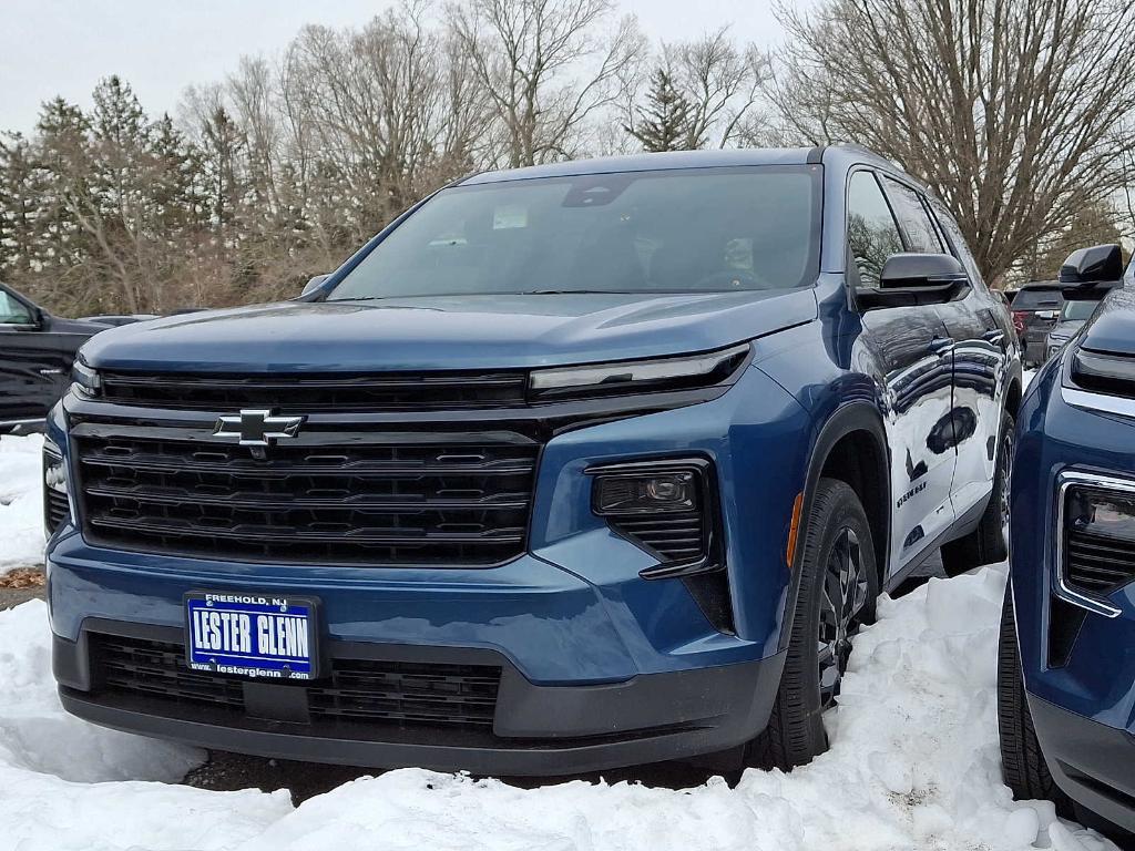 new 2026 Chevrolet Traverse car, priced at $45,042