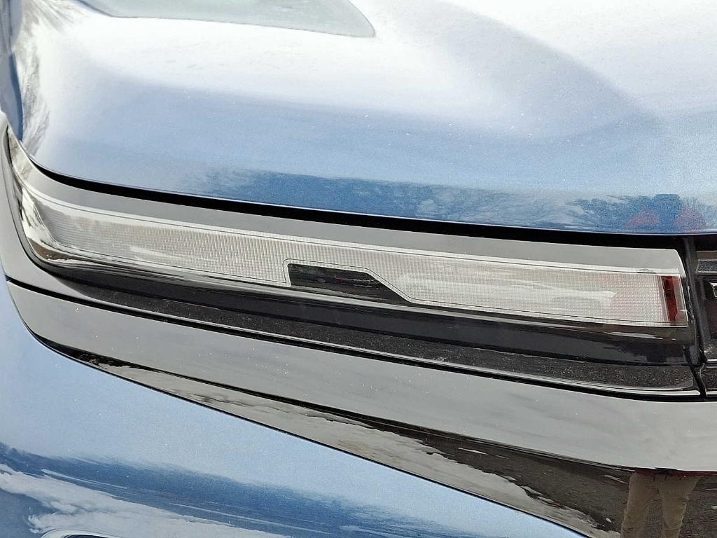 new 2026 Chevrolet Traverse car, priced at $45,042