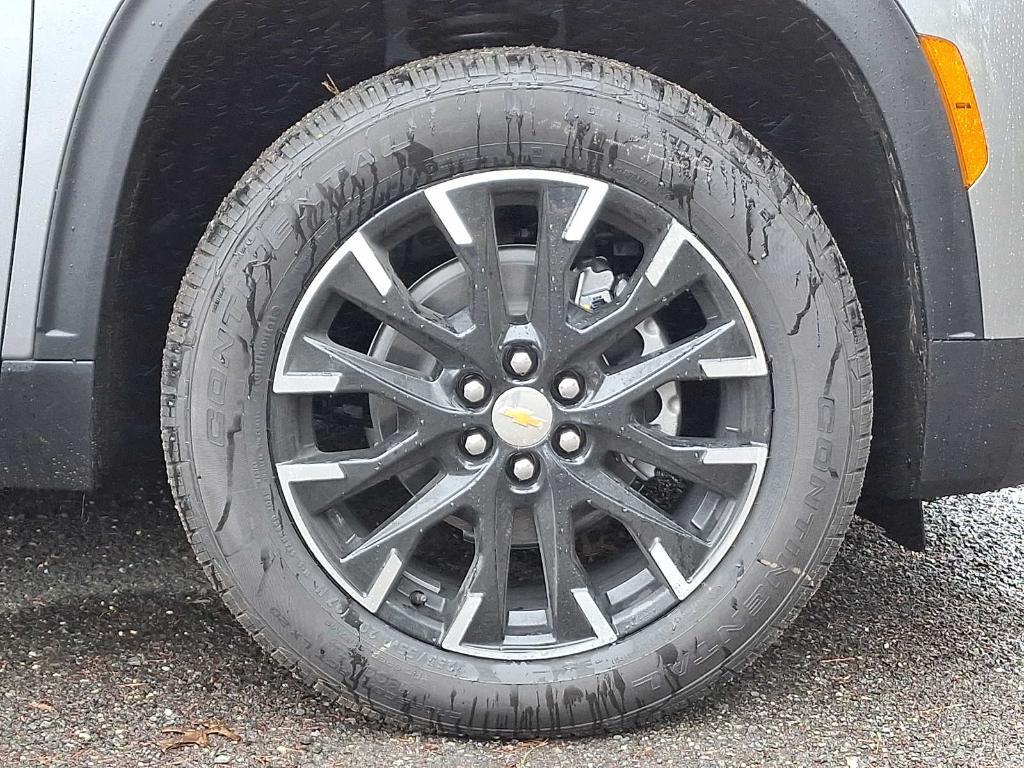 new 2026 Chevrolet Traverse car, priced at $49,945