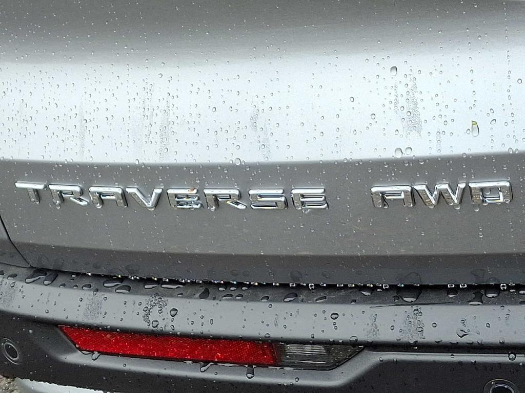 new 2026 Chevrolet Traverse car, priced at $49,945