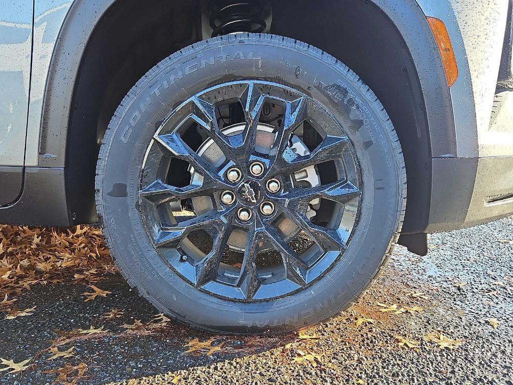 new 2026 Chevrolet Traverse car, priced at $48,493