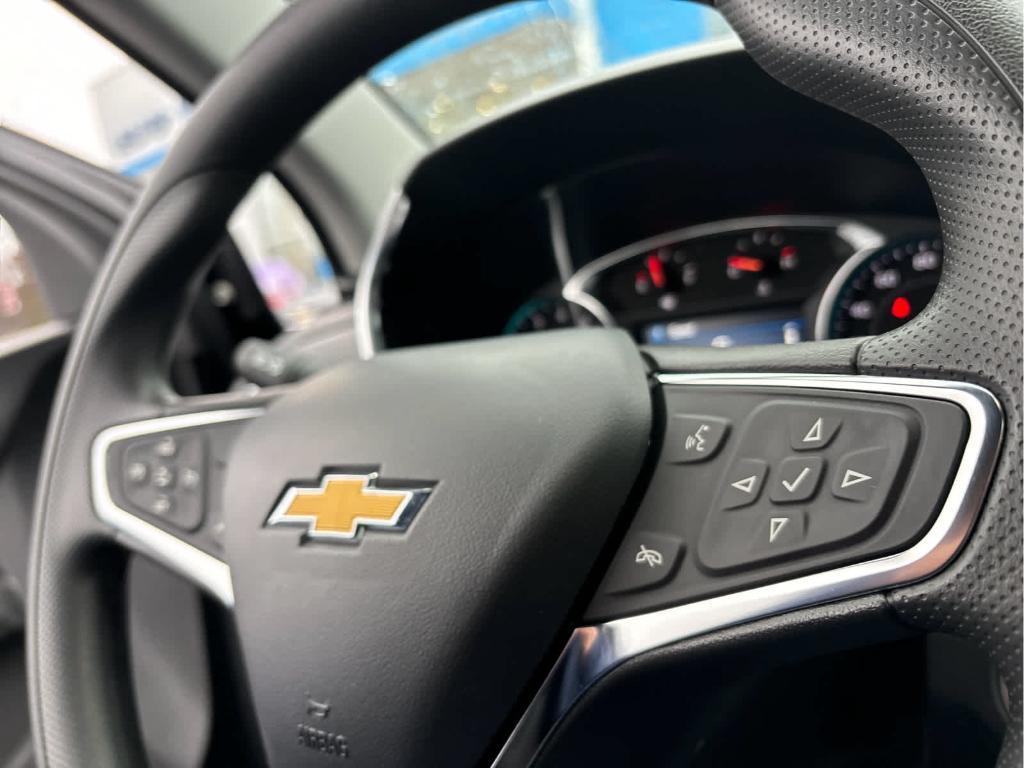 used 2023 Chevrolet Equinox car, priced at $21,499