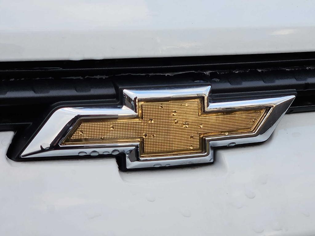 new 2026 Chevrolet Equinox EV car, priced at $33,827