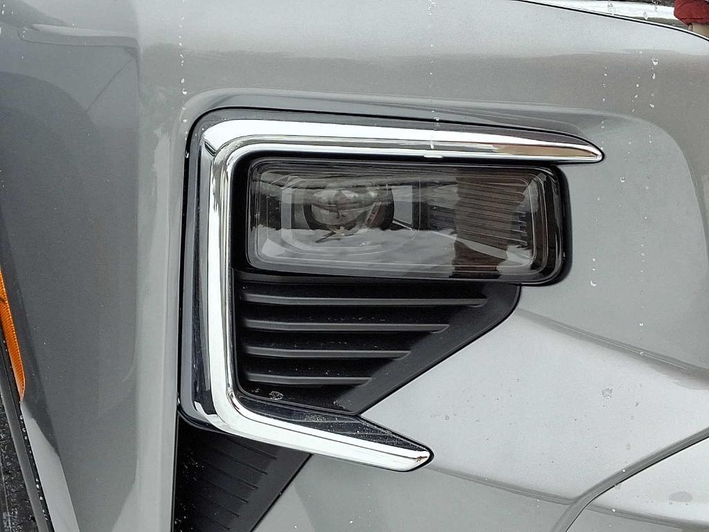 new 2026 Chevrolet Traverse car, priced at $44,007