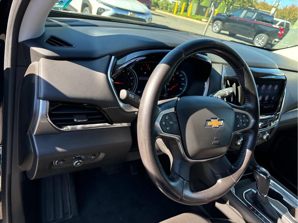 used 2020 Chevrolet Traverse car, priced at $17,577