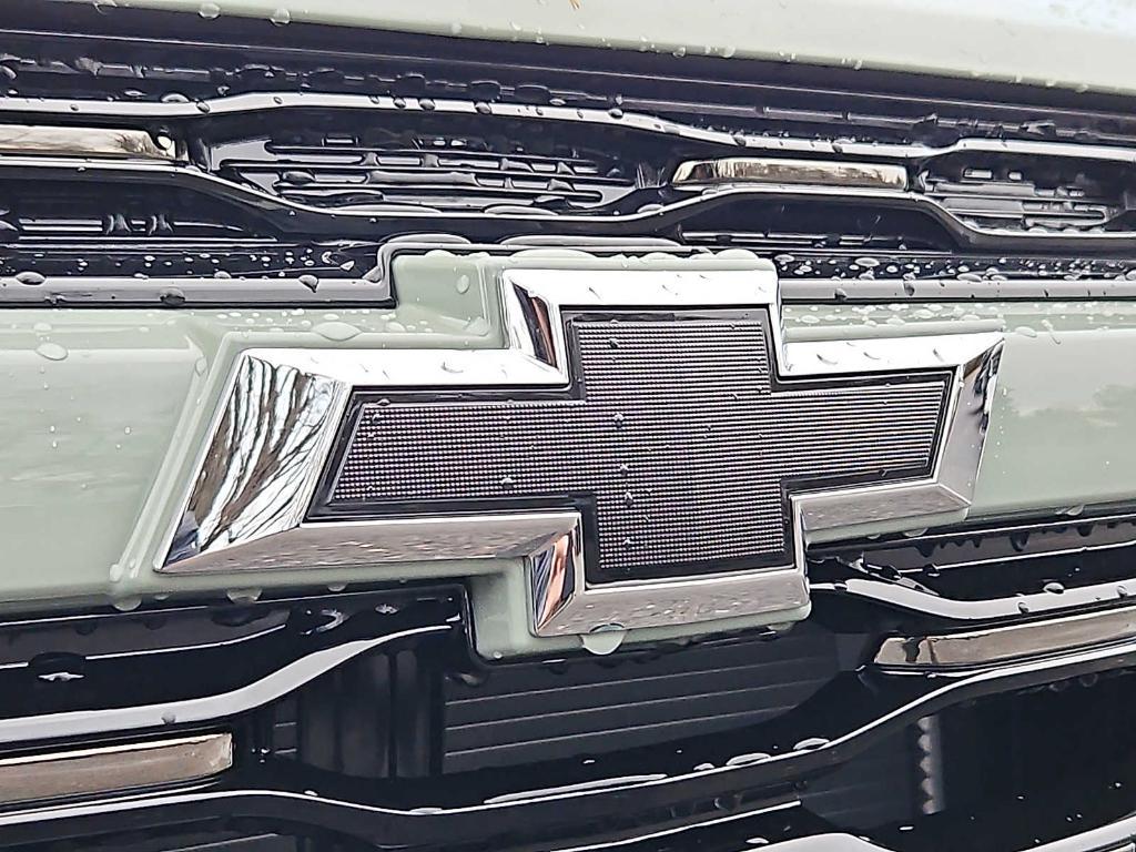 new 2026 Chevrolet Trax car, priced at $28,243