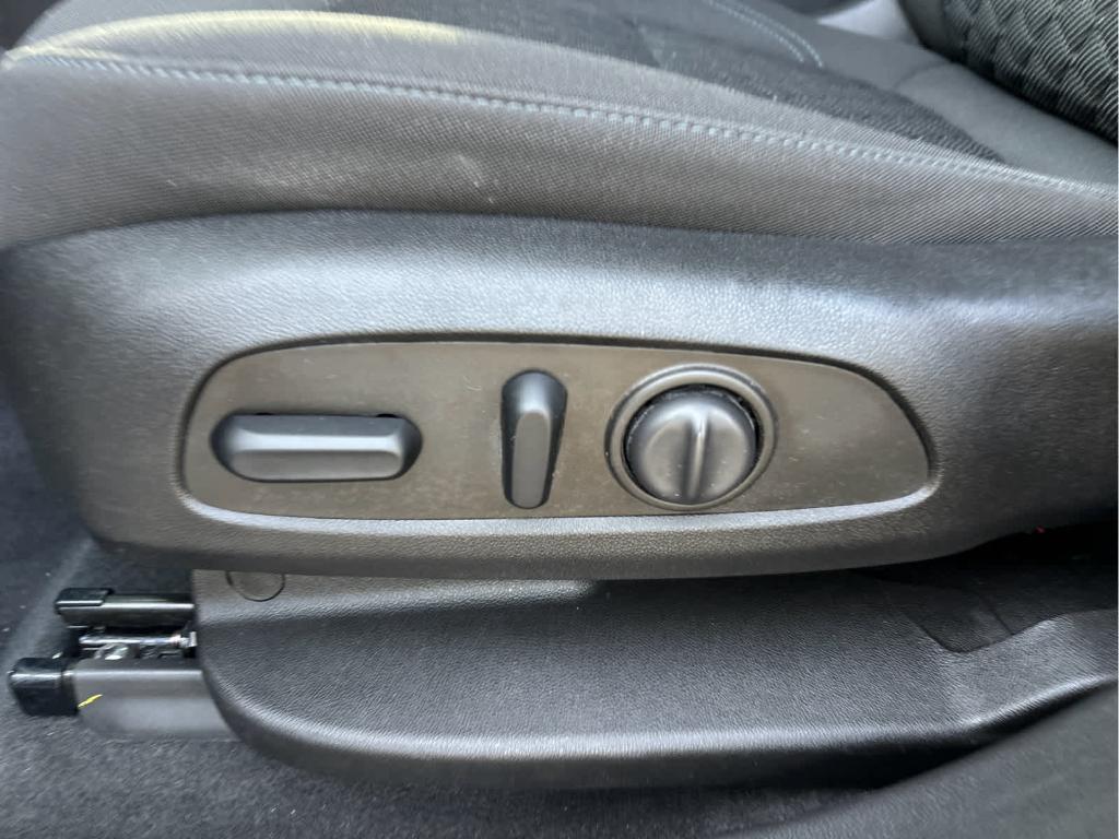 used 2021 Chevrolet Blazer car, priced at $21,989