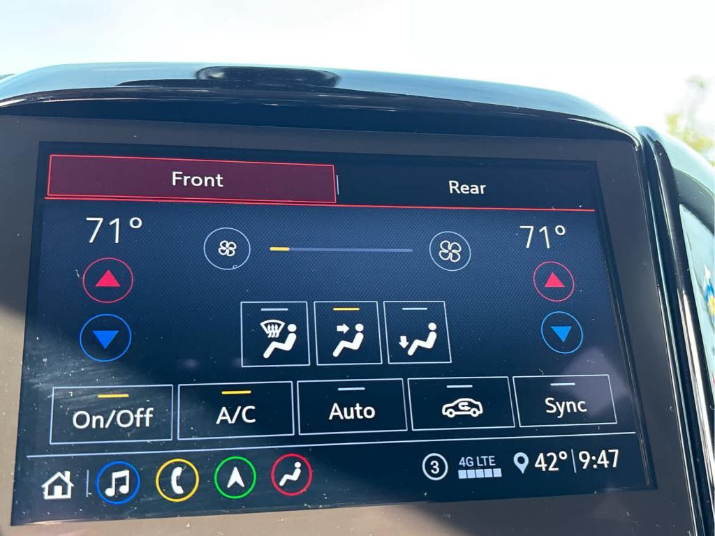 used 2020 Chevrolet Traverse car, priced at $24,439