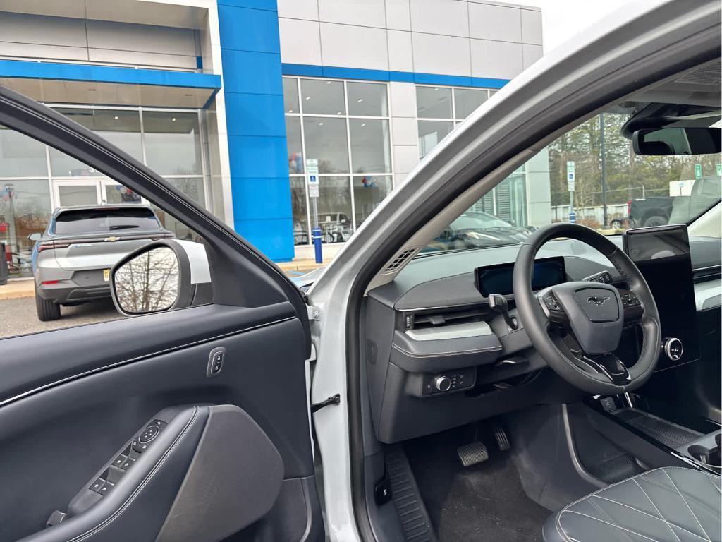 used 2021 Ford Mustang Mach-E car, priced at $19,995