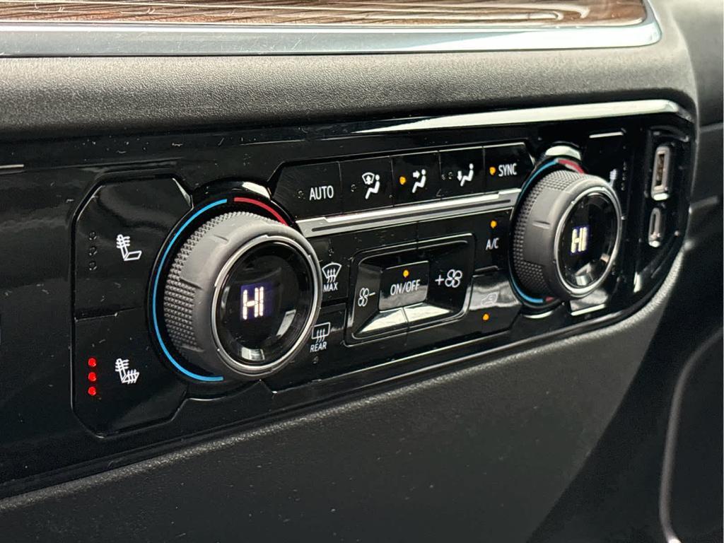 used 2023 Chevrolet Silverado 1500 car, priced at $33,489