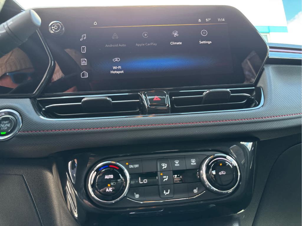 used 2024 Chevrolet TrailBlazer car, priced at $23,989