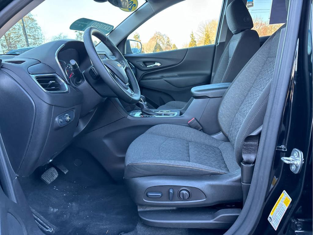 used 2024 Chevrolet Equinox car, priced at $23,989