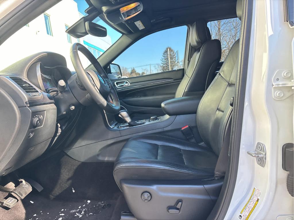 used 2018 Jeep Grand Cherokee car, priced at $16,935