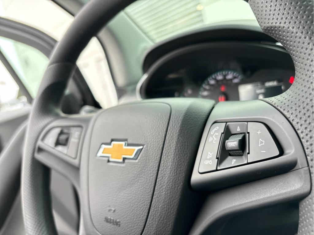 used 2022 Chevrolet Trax car, priced at $16,827