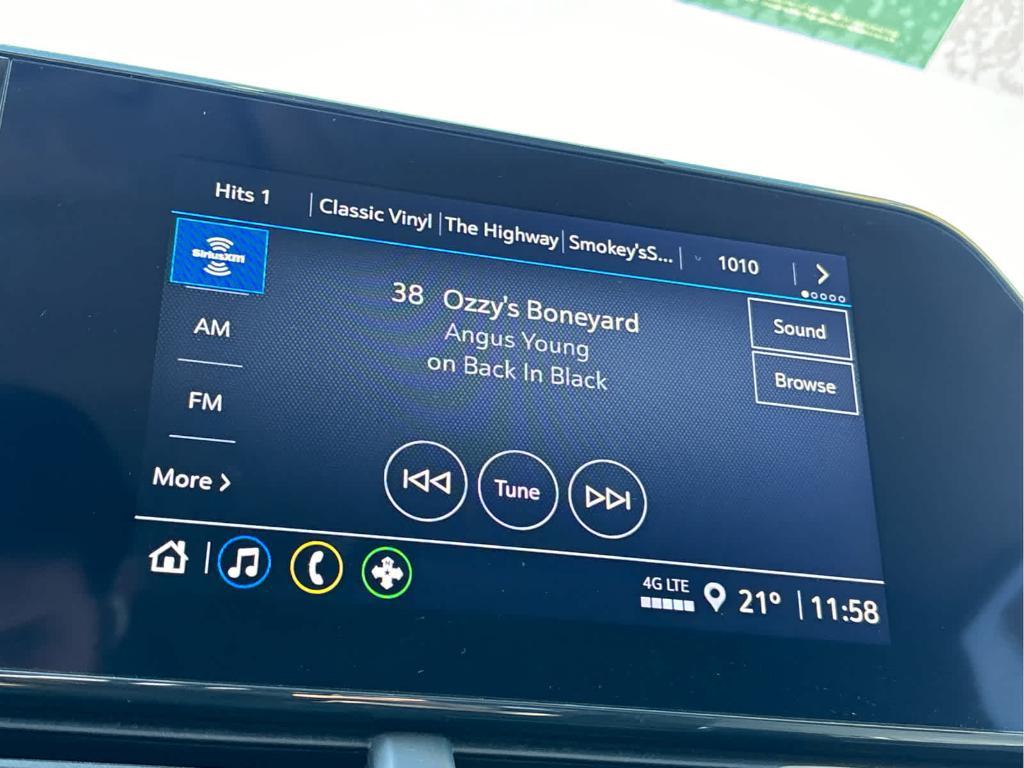 used 2024 Chevrolet Trax car, priced at $18,889