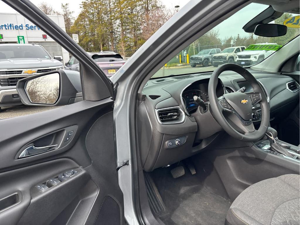 used 2024 Chevrolet Equinox car, priced at $23,989
