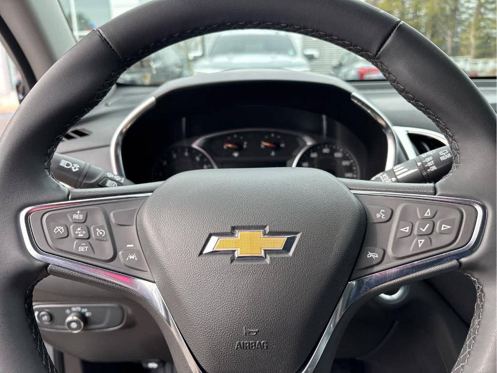 used 2024 Chevrolet Equinox car, priced at $23,989