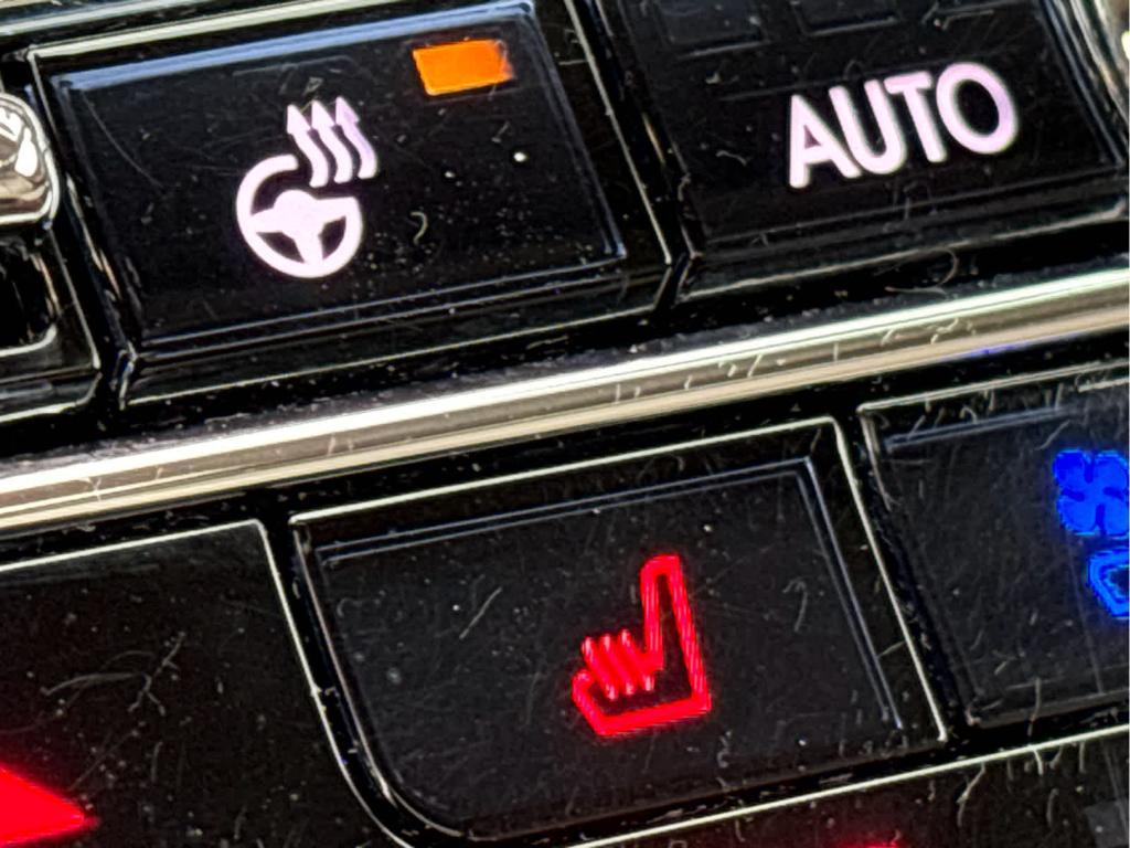 used 2022 Lincoln Corsair car, priced at $21,589