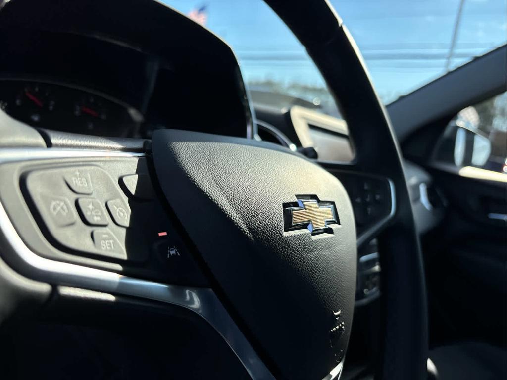 used 2023 Chevrolet Equinox car, priced at $20,886