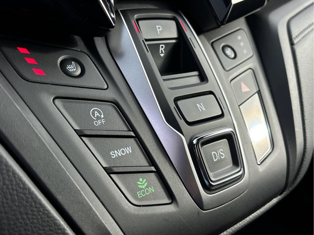 used 2024 Honda Odyssey car, priced at $32,991