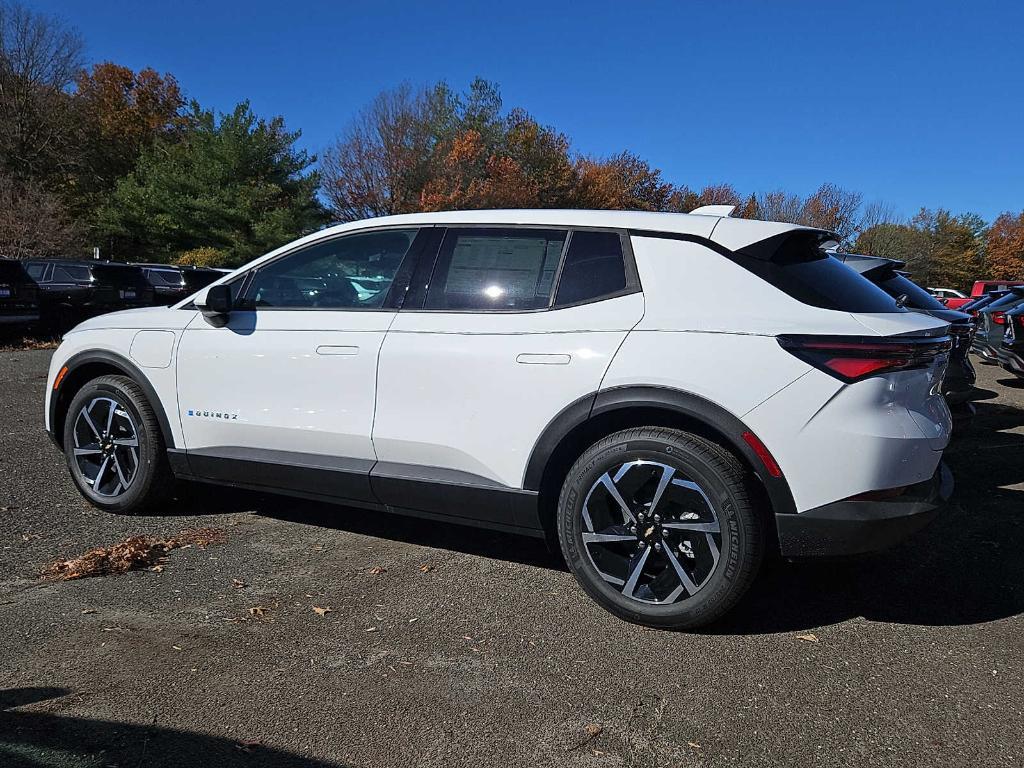 new 2026 Chevrolet Equinox EV car, priced at $33,552