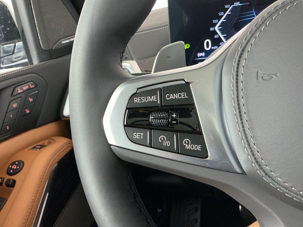new 2026 BMW X7 car, priced at $100,735
