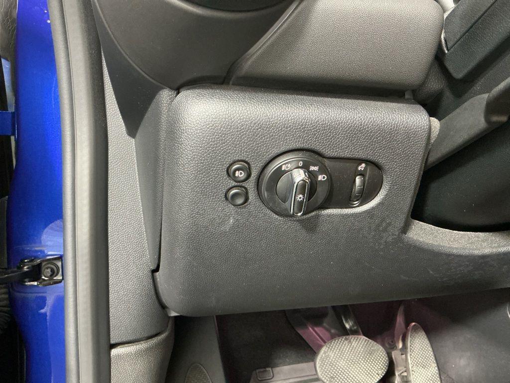 used 2020 MINI Hardtop car, priced at $17,262