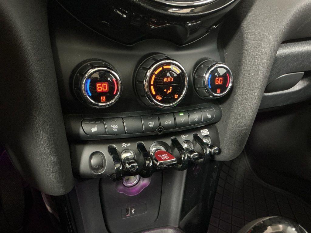 used 2020 MINI Hardtop car, priced at $17,262