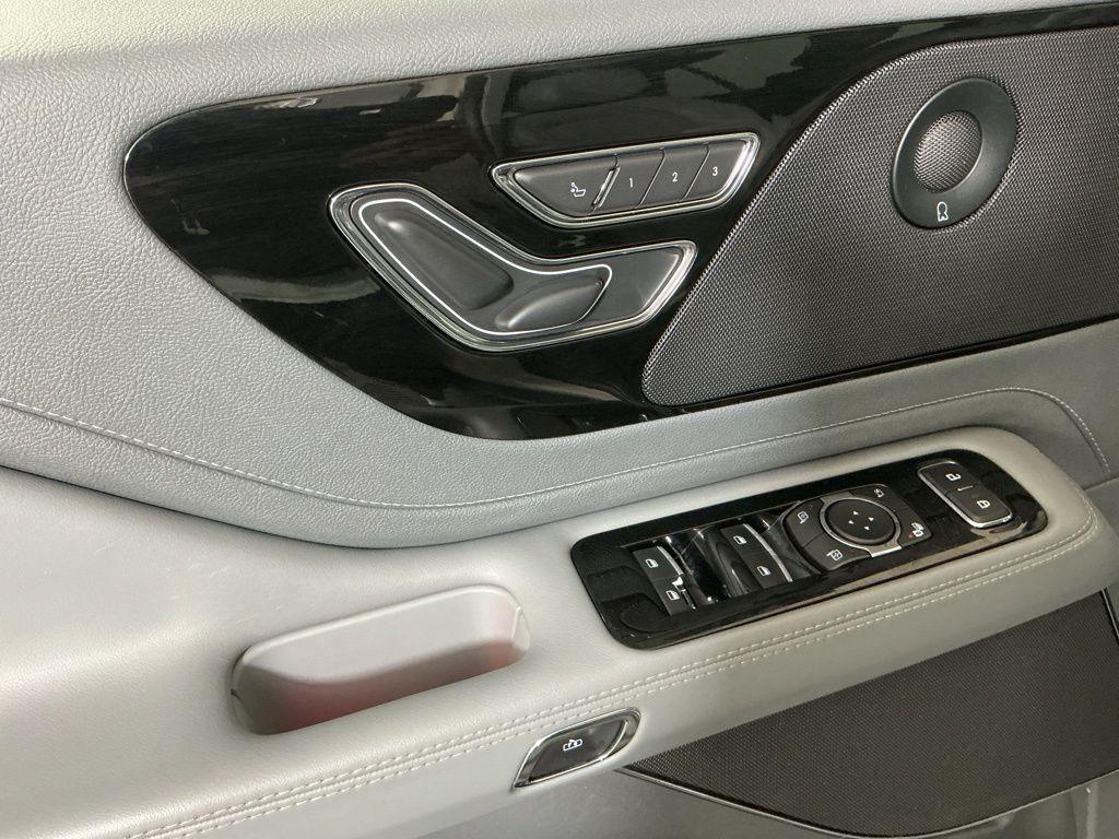 used 2020 Lincoln Aviator car, priced at $25,162