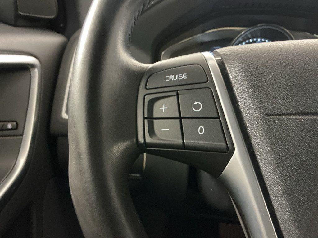 used 2015 Volvo XC60 car, priced at $11,462